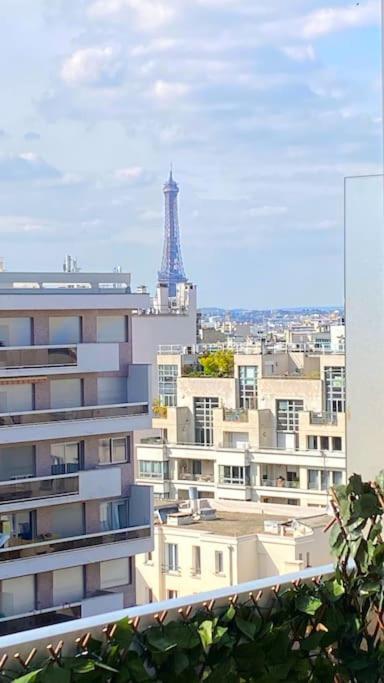 Nice Loft With Romantic View Over The Eiffel Tower 巴黎 外观 照片
